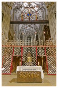 Autel central de la cathédrale St-Nicolas de Fribourg